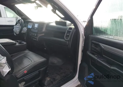 2021 Ram 2500 Tradesman 4X2 8' Box из США, поврежденный, VIN 3C7WR4AJ7MG623795